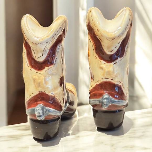 Vintage Ceramic Cowboy Boot Salt and Pepper Shakers - Picture 6 of 9